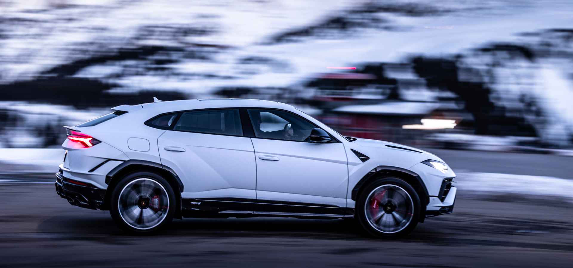 Lamborghini Urus 2025 Features