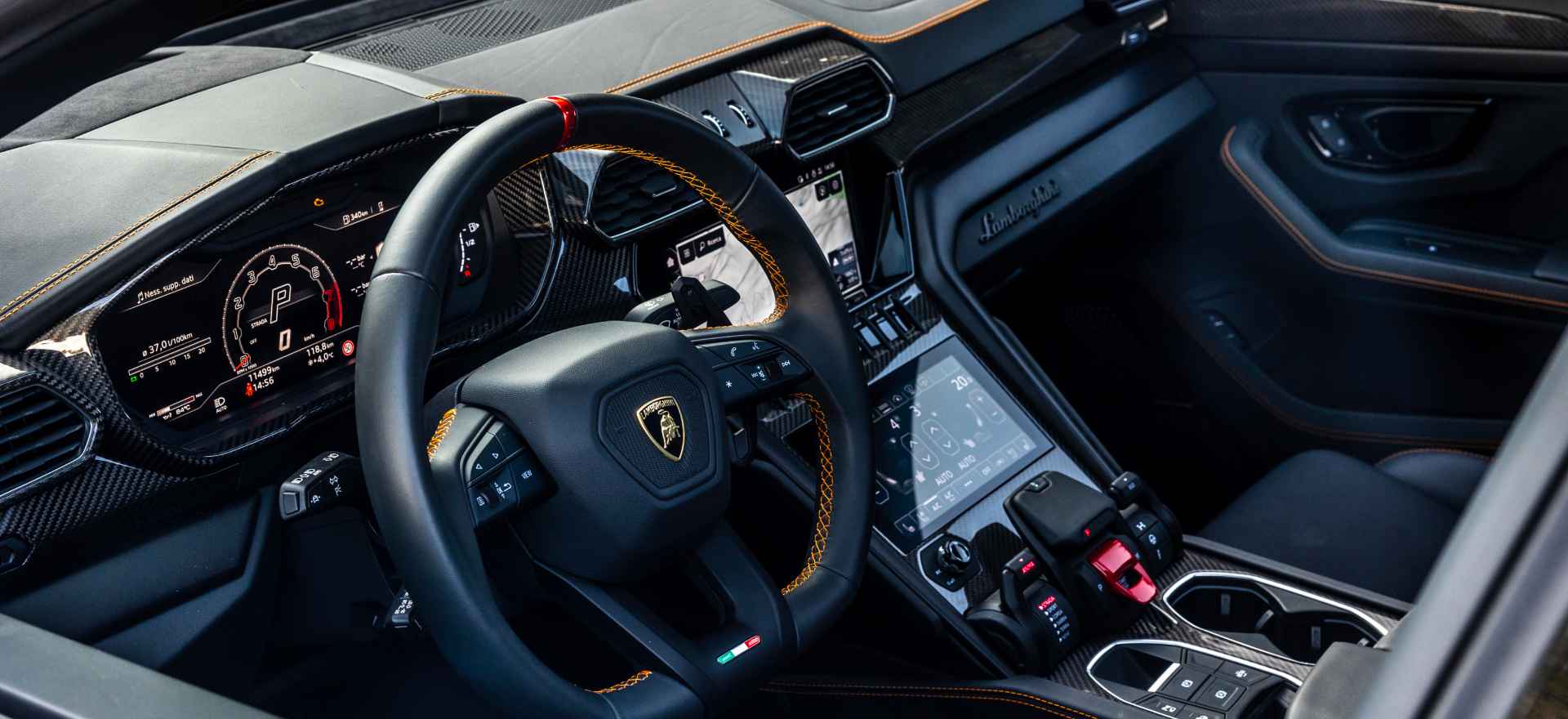 Lamborghini Urus 2025 Mileage