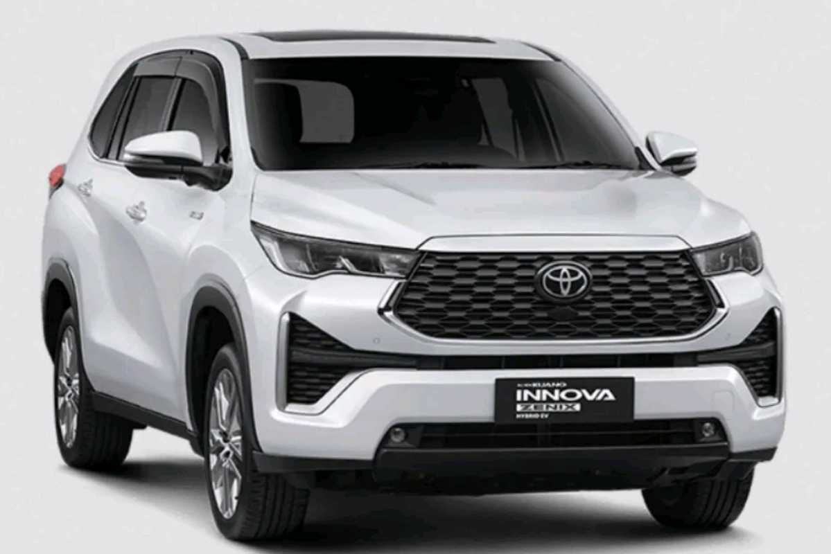 Toyota Innova Hycross Exclusive Edition Price