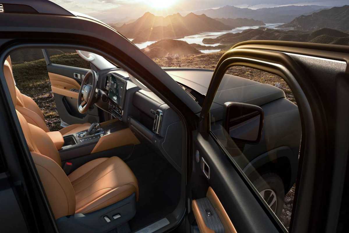 New Haval H9 Interior